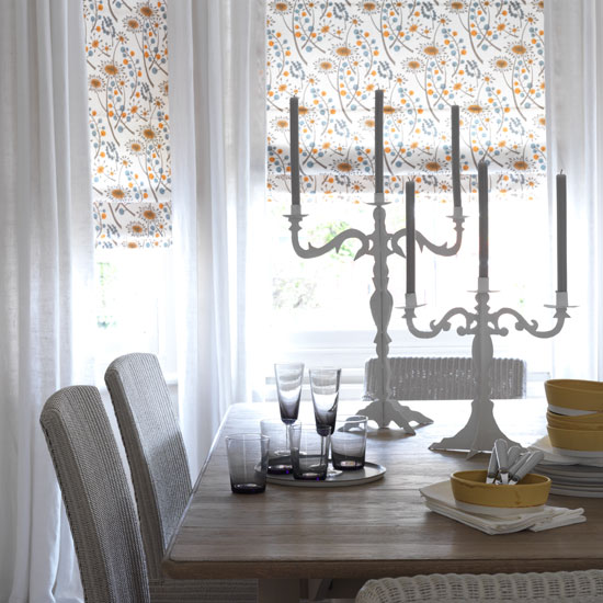 Choose delicate floral prints | Decorating with 1950s flair | Traditional decorating ideas | PHOTO GALLERY | Homes & Gardens | Housetohome