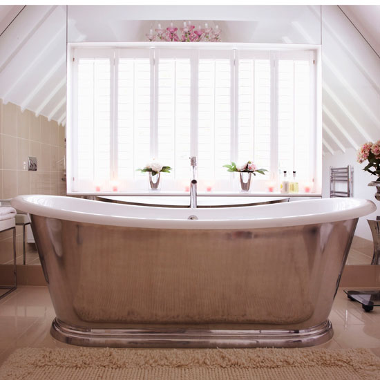 Bathroom Bathroom | Step inside an Essex farmhouse dressed for Christmas | House tour | Christmas decorating ideas | PHOTO GALLERY | Homes & Gardens | Housetohome