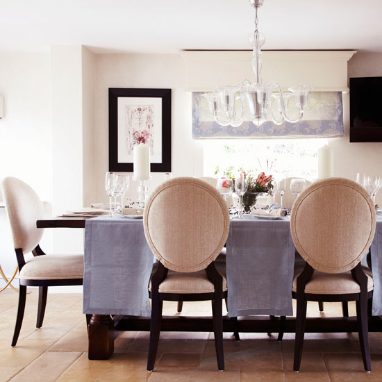 Dining room Dining room | Step inside an Essex farmhouse dressed for Christmas | House tour | Christmas decorating ideas | PHOTO GALLERY | Homes & Gardens | Housetohome