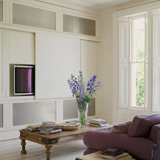 White living room | South-East London Victorian home | House Tours | Homes & Gardens | PHOTO GALLERY | Housetohome