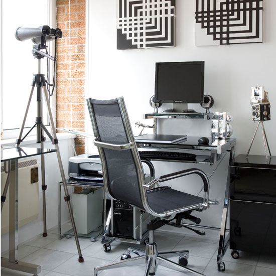Monochrome home office | 10 stylish looks for home offices | Home office | 25 Beautiful Homes | PHOTO GALLERY | Housetohome