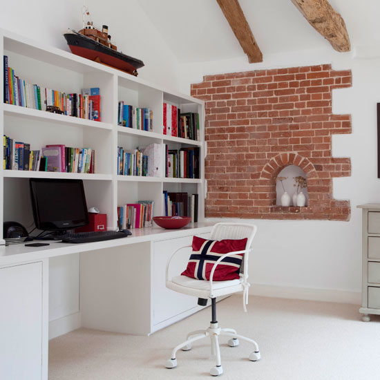 Feature wall home office | 10 stylish looks for home offices | Home office | 25 Beautiful Homes | PHOTO GALLERY | Housetohome