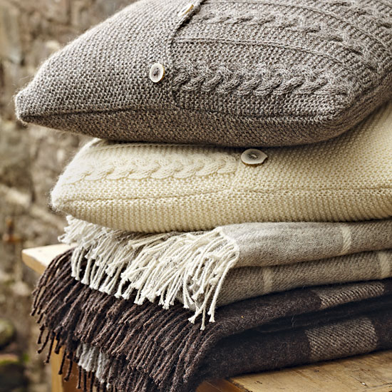 Cosy cushions and throws | Celia Rufey's bedroom decorating tips and advice | Bedroom design ideas | Celia Rufey | PHOTO GALLERY | FAQ | Homes & Gardens | Housetohome