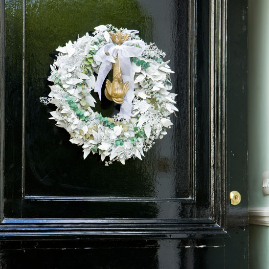 Exterior | Take a tour around a festive London home | House tours | Classic decorating ideas | PHOTO GALLERY | Homes & Gardens | Housetohome