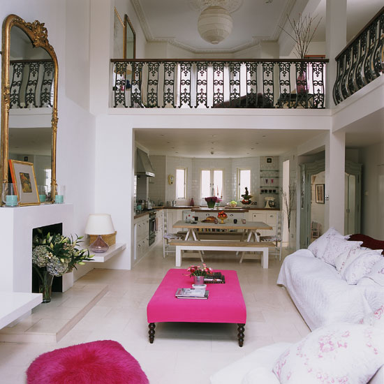 Living space balcony | Open-plan London home | Homes & Gardens house tour | PHOTO GALLERY | Housetohome