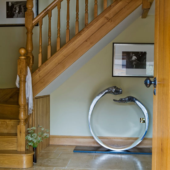 Hallway Hallway | Take a tour around a rural Warwickshire home | House tours | Classic decorating ideas | PHOTO GALLERY | Homes & Gardens | Housetohome