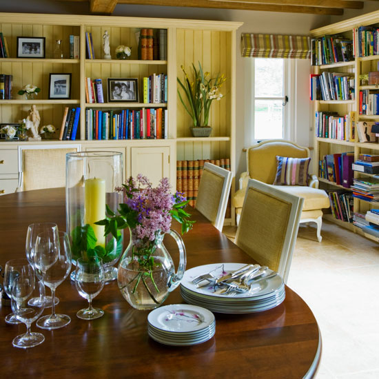 Dining room Dining room | Take a tour around a rural Warwickshire home | House tours | Classic decorating ideas | PHOTO GALLERY | Homes & Gardens | Housetohome