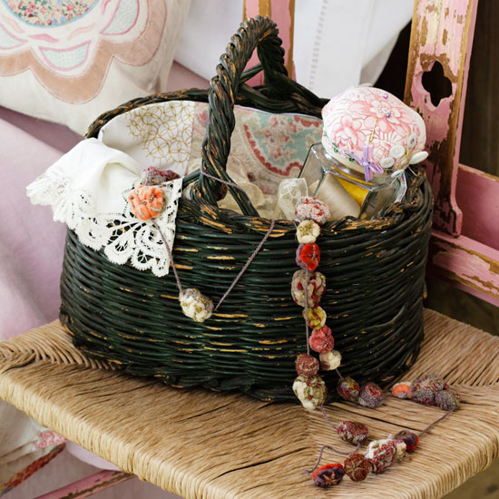 Follow Country Homes & Interiors' latest country craft idea