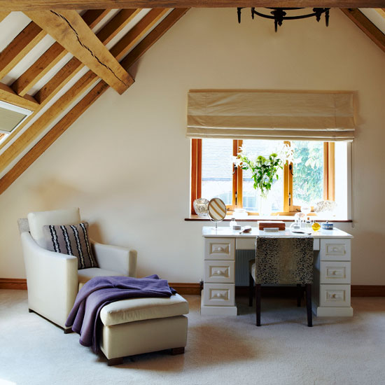 Dressing area Dressing area | Hertfordshire barn conversion | Country Homes & Interiors house tour | PHOTO GALLERY | Housetohome