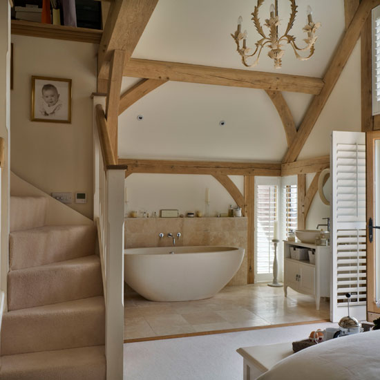 En-suite bathroom | Rustic new-build house | Country Homes & Interiors house tour | PHOTO GALLERY | housetohome