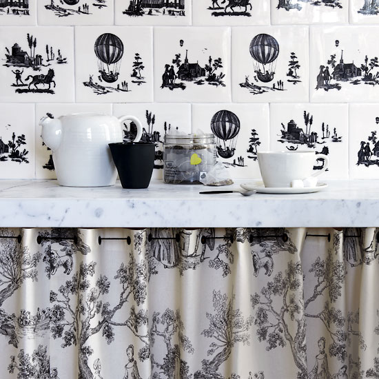 Give toile a modern update Give toile a modern update | Design ideas: decorating with toile | classic decorating ideas | toile | PHOTO GALLERY | Homes & Gardens | Housetohome
