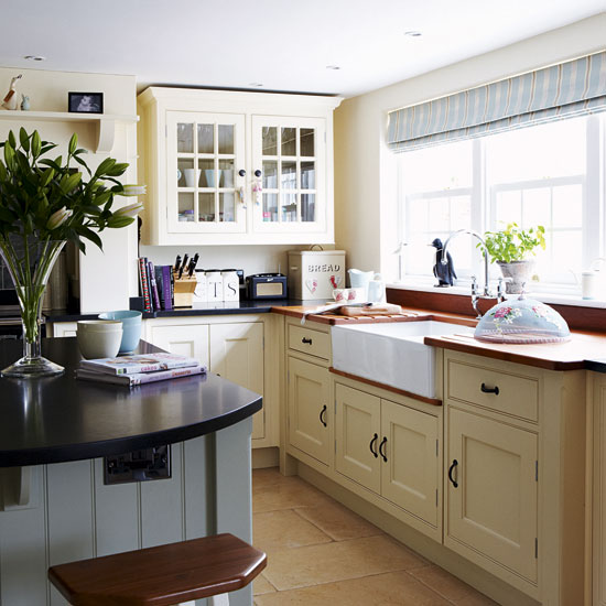 Butler sink Butler sink kitchen | Hampshire family home | Country Homes & Interiors house tour | PHOTO GALLERY | Housetohome