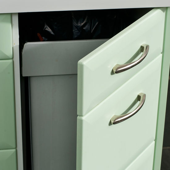 Kitchen bin Kitchen bin | Fresh cottage kitchen | Beautiful Kitchens tour | PHOTO GALLERY | Housetohome