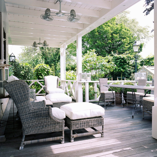 Use classic woven furniture | 10 idea for garden terraces and decks | Garden | Image | Housetohome