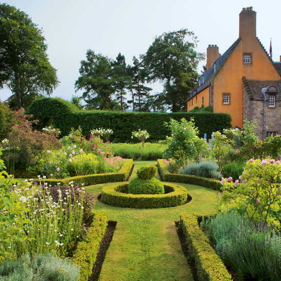 Formal English Garden Design