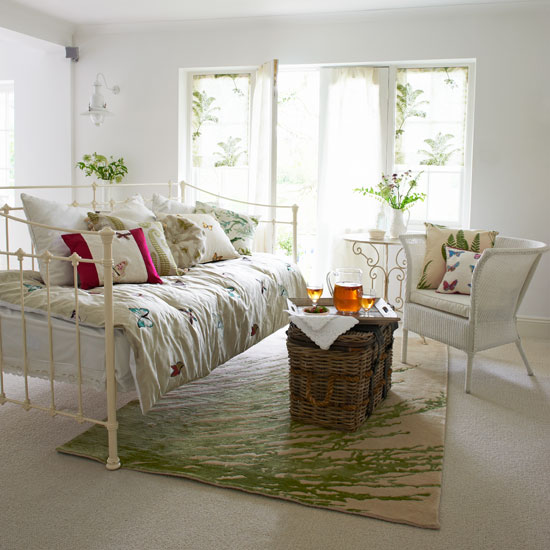 Fresh summer living room | Living room | PHOTO GALLERY | Ideal Home | Housetohome