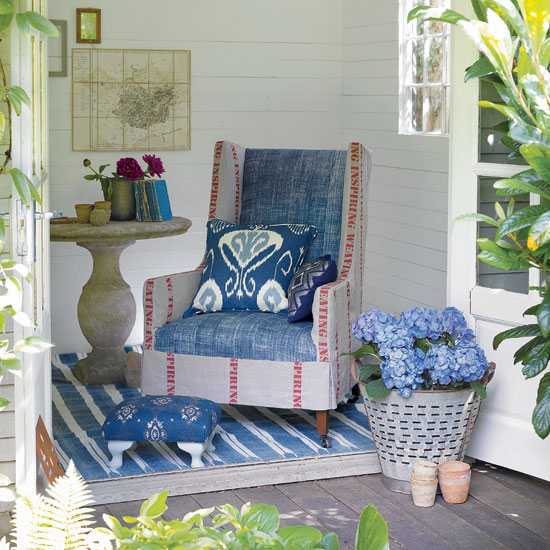 Garden summerhouse with armchair | Outdoor living | Garden | Design | PHOTO GALLERY | Housetohome.co.uk