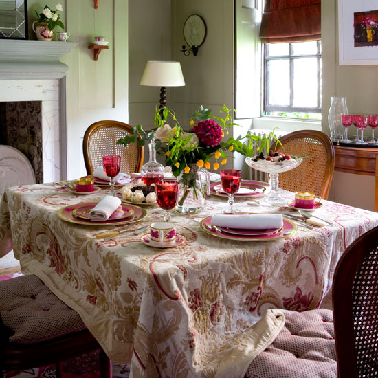 Dress the dining room Dress the dining room | dining room | country | PHOTO GALLERY | Country Homes & Interiors | Housetohome