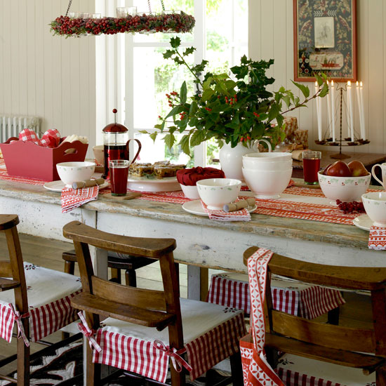 Celebrate with red and white tableware Celebrate with red and white tableware | dining room | country | PHOTO GALLERY | Country Homes & Interiors | Housetohome