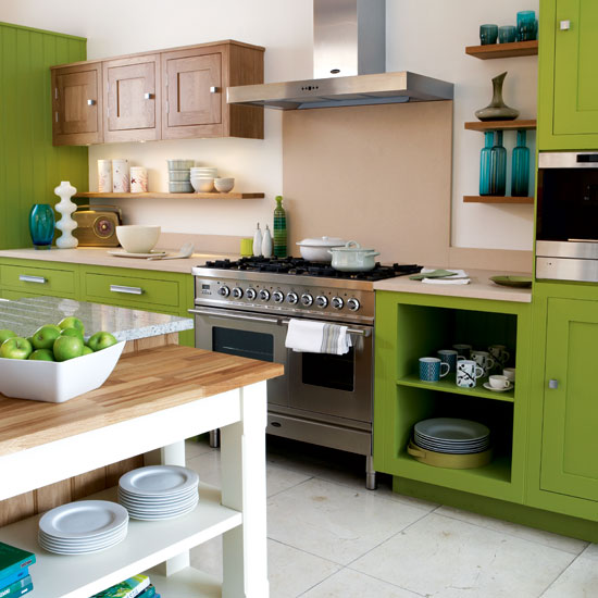 Green kitchen | Kitchen colour schemes | Bright kitchens | Beautiful Kitchens