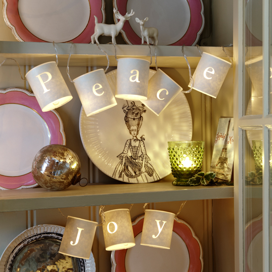 Create a cheerful Christmas lighting display | Christmas light decorating ideas | Christmas lights | Christmas decorating ideas | Homes & Gardens | Housetohome.co.uk