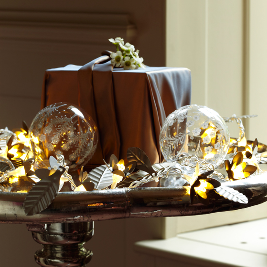 Create a Christmas lighting centrepiece Create a Christmas lighting centrepiece | Christmas light decorating ideas | Christmas lights | Christmas decorating ideas | Homes & Gardens | Housetohome.co.uk