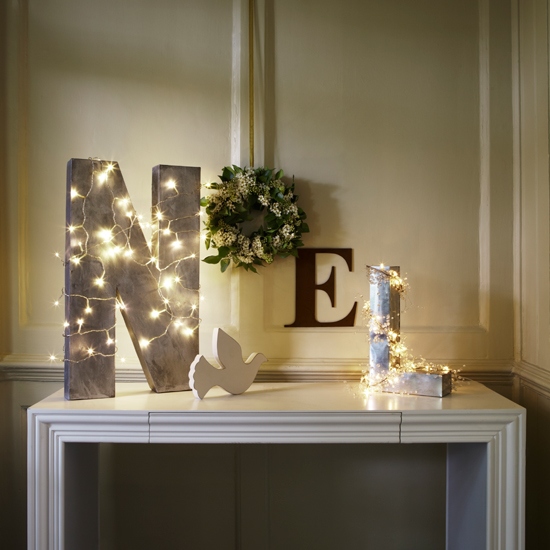 Christmas light decorating ideas | Christmas lights | Christmas decorating ideas | Homes & Gardens | Housetohome.co.uk