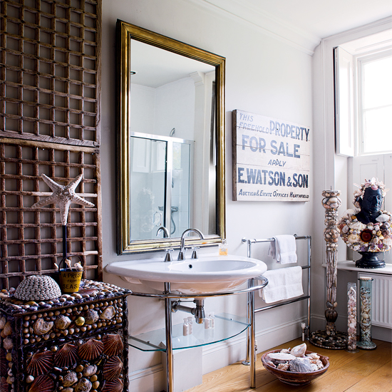 Neutral seaside bathroom | Shellwork | Bathroom decorating ideas | Bathroom | Image | Housetohome.co.uk