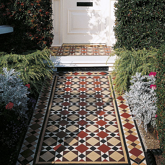Restoring Victorian porch tiles Restoring Victorian porch tiles | Photo Gallery | Homes & Gardens