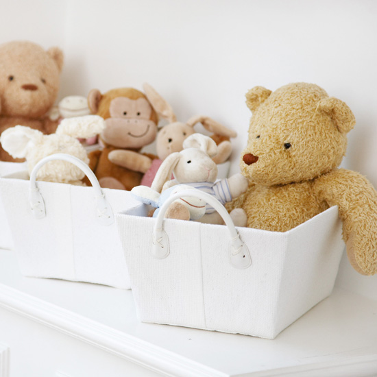 White shelf baskets | JoJo Maman Bebe | Toy storage | Children's bedroom | Bedroom furniture | PHOTO GALLERY | 25 Beautiful Homes | Housetohome
