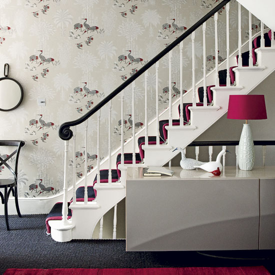Bird-themed Classic entrance hall with decorative wallpaper | Hallway | Housetohome | Decorating ideas | PHOTOGALLERY