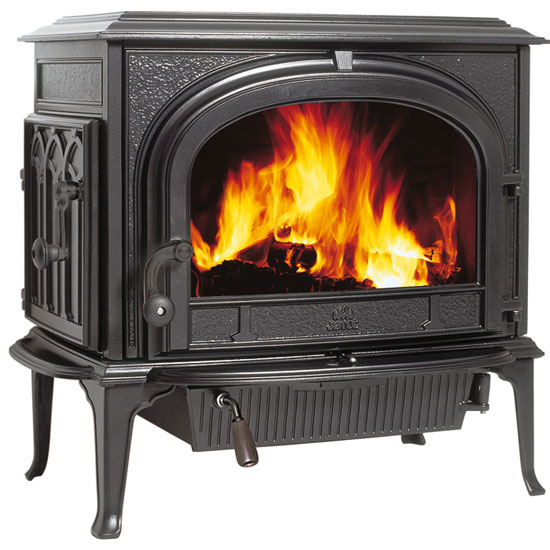 F500 stove from Jøtul | Woodburning stoves | country | PHOTO GALLERY |Country Homes & Interiors