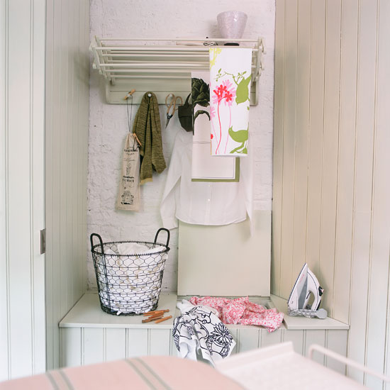 Classic utility room with laundry area and clothes pulley | Storage | Housetohome | Decorating ideas | PHOTOGALLERY