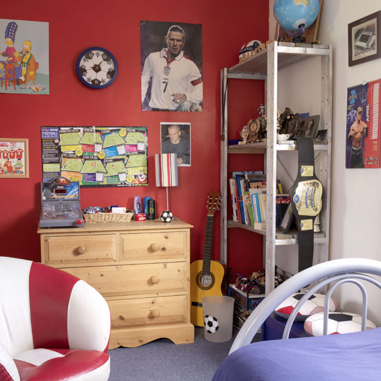Colourful feature wall | Feature wall | Children's bedrooms | boys' bedrooms| Bedroom | Bedroom Furniture | PHOTO GALLERY | 25 Beautiful Homes | Housetohome