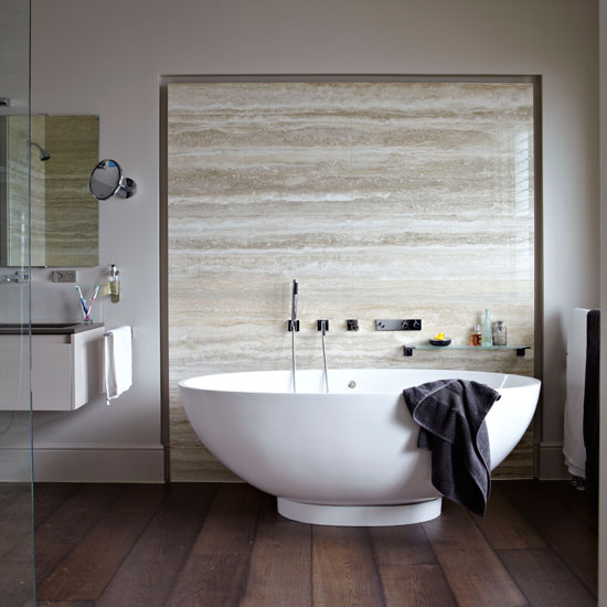 Bathroom | Take a tour around a Victorian home in London | House tour | PHOTO GALLERY | Livingetc