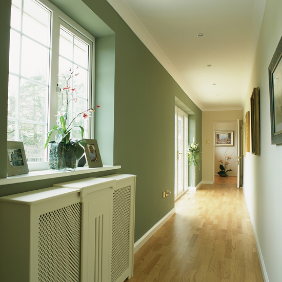 Light and airy hallway Light and airy hallway | Hallway colour schemes | hallway | PHOTO GALLERY | 25 Beautiful Homes | Housetohome