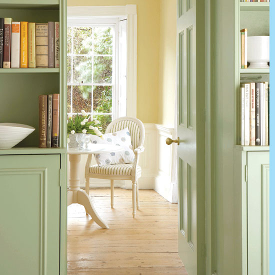 Green and yellow dining room | Paint | Country | Country Homes & Interiors