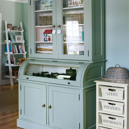Kitchen storage in open plan kitchen Kitchen storage in open plan kitchen | open plan kitchen | kitchen design | PHOTO GALLERY | Housetohome.co.uk