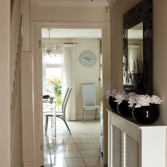 Hallway | Shona's daring new-build town house | House Tour | Style At Home | PHOTO GALLERY | Housetohome.co.uk