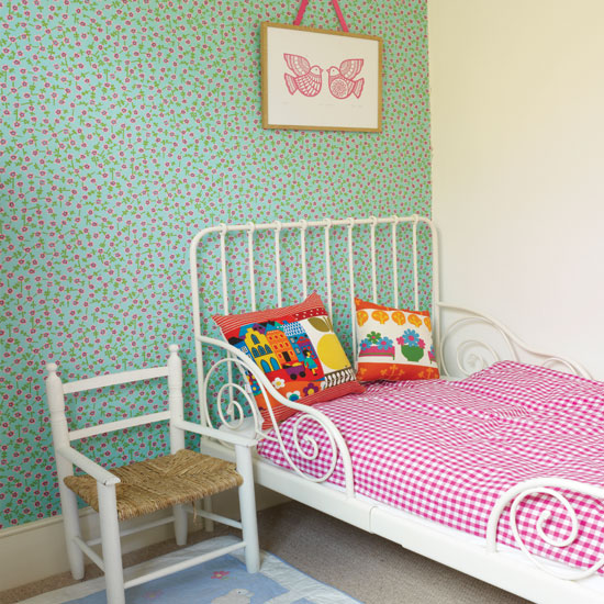 Pretty patterned girl's bedroom 