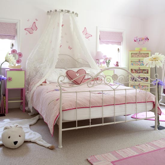 Pretty princess bedroom | Girls' bedroom schemes | Childrens' bedrooms| bedroom | PHOTO GALLERY | 25 Beautiful Homes | Housetohome