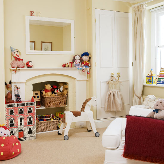 Elegant bedroom with traditional toys | Girls' bedroom schemes | Childrens' bedrooms| bedroom | PHOTO GALLERY | 25 Beautiful Homes | Housetohome