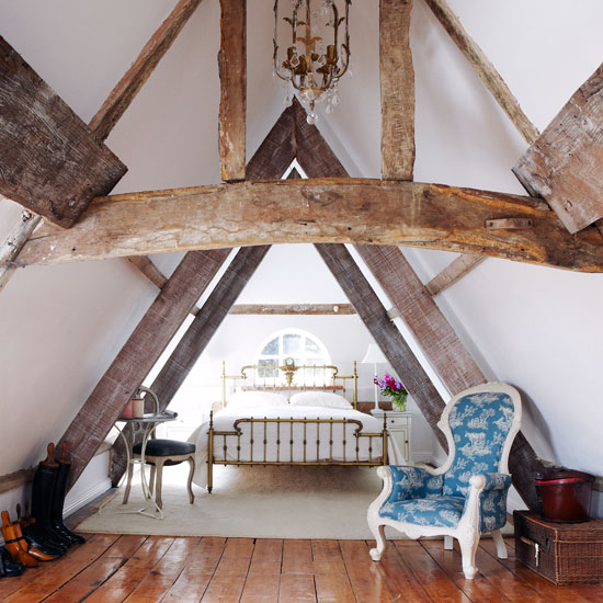 Guest bedroom | country | House tour | Country Homes & Interiors