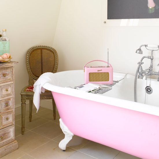 Singing in the bath Pink roberts radio | Family bathroom ideas - 10 of the best | bathroom | PHOTO GALLERY | Housetohome