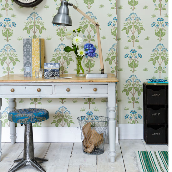 Go for an Arts & Crafts feel Go for an Arts & Crafts feel | home office | country | Country Homes & Interiors