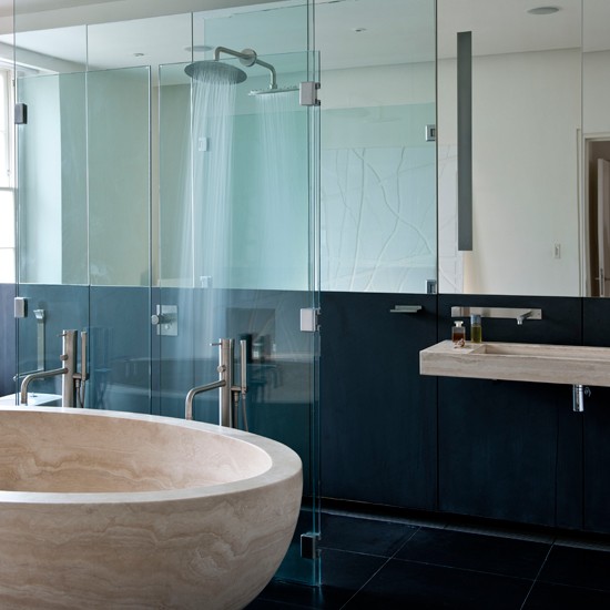 Statement bath | Bathroom design ideas | Bathrooom | PHOTO GALLERY | Livingetc