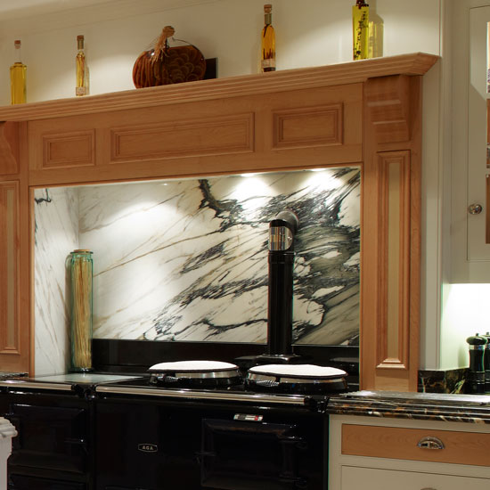 Natural Beauty Kitchen with Paonazzo marble splashback from Lapicida | Room idea | Housetohome | PHOTOGALLERY