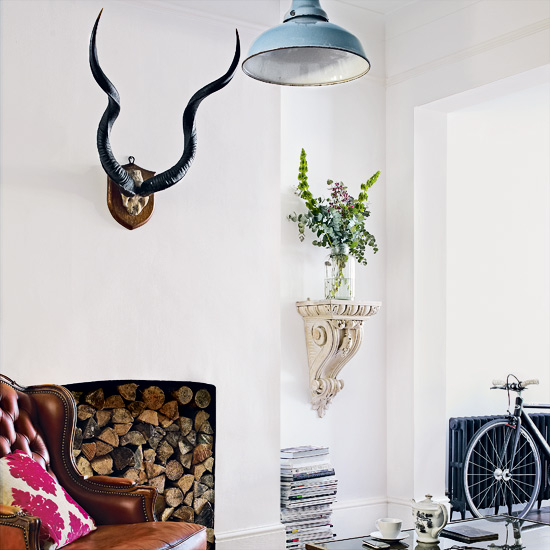 Living room | Take a tour around a London home filled with antique treasures | House tour | Livingetc | PHOTO GALLERY