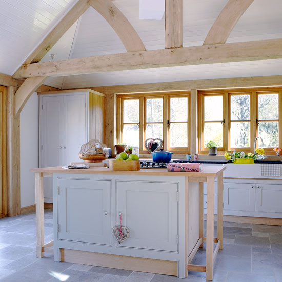 Kitchen counter Kitchen counter | country | House tour | Country Homes & Interiors