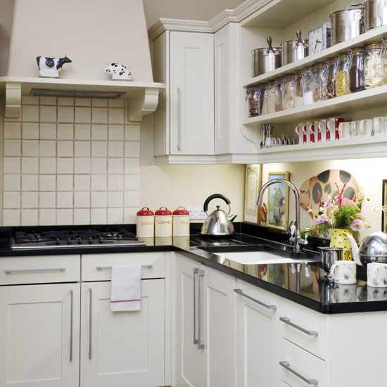Kitchen with open shelving Kitchen with open shelving | Small kitchens | Kitchen | PHOTO GALLERY | 25 Beautiful Homes | Housetohome